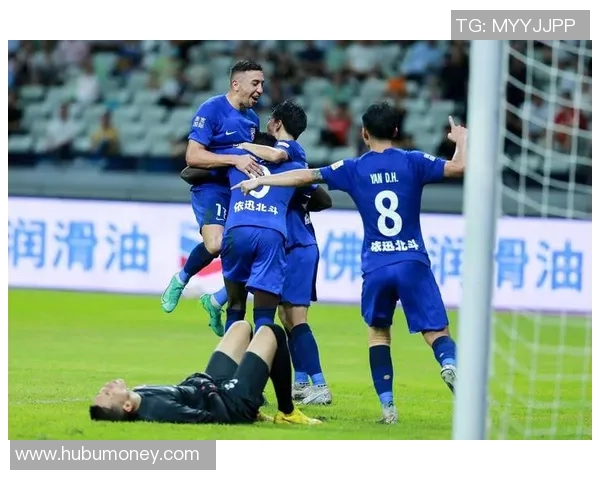 深圳足球队比赛经验的变革与热议背后的深层思考 深圳足球队比赛经验的变革与热议背后的深层思考