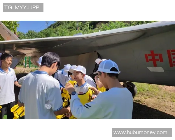 毅力足球：在挑战中成长的团队精神与个人奋斗的完美结合